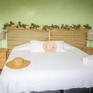 7 San Fernando, Jimmy Gasthof Bacalar